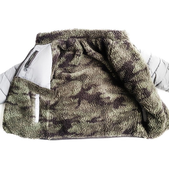 Gap Size 4 Silver Gray Puffer Reversible Jacket Recycled Nylon Sherpa Camo - Picture 2 of 9